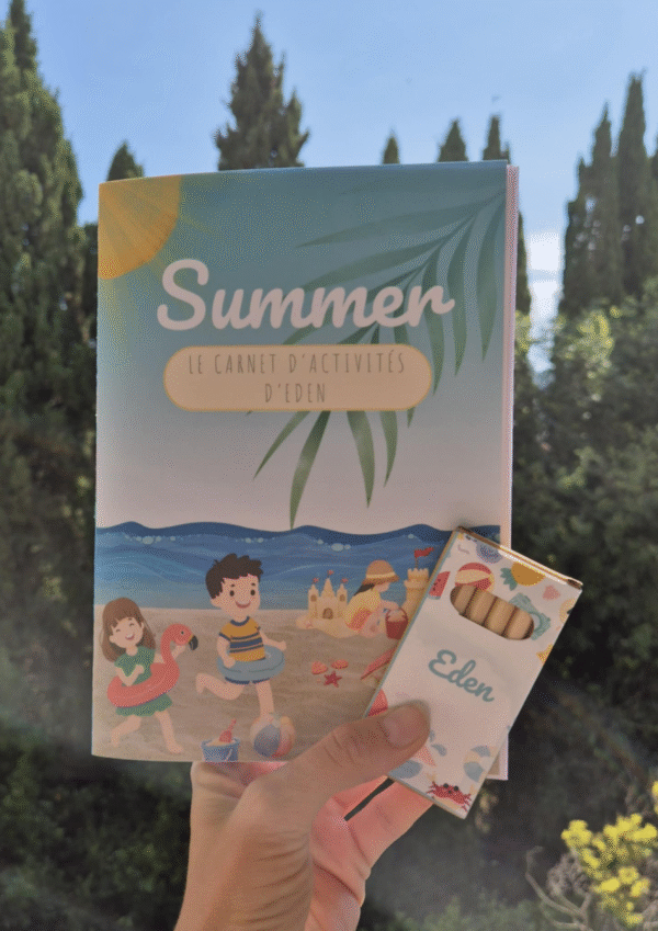 carnets activites et crayons Maxi Box Soleil